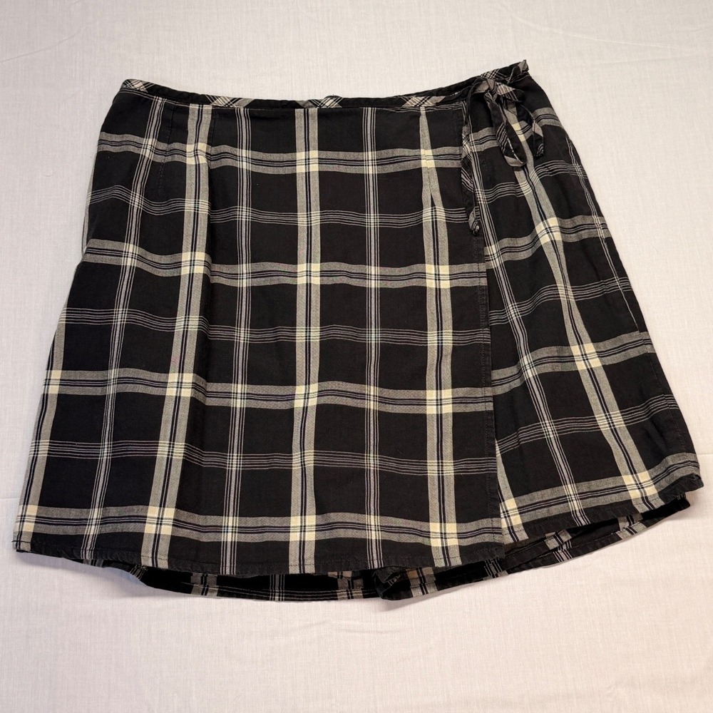 Fairway Sport Croft & Barrow Plaid Wrap Skort Black White Cotton Size 14